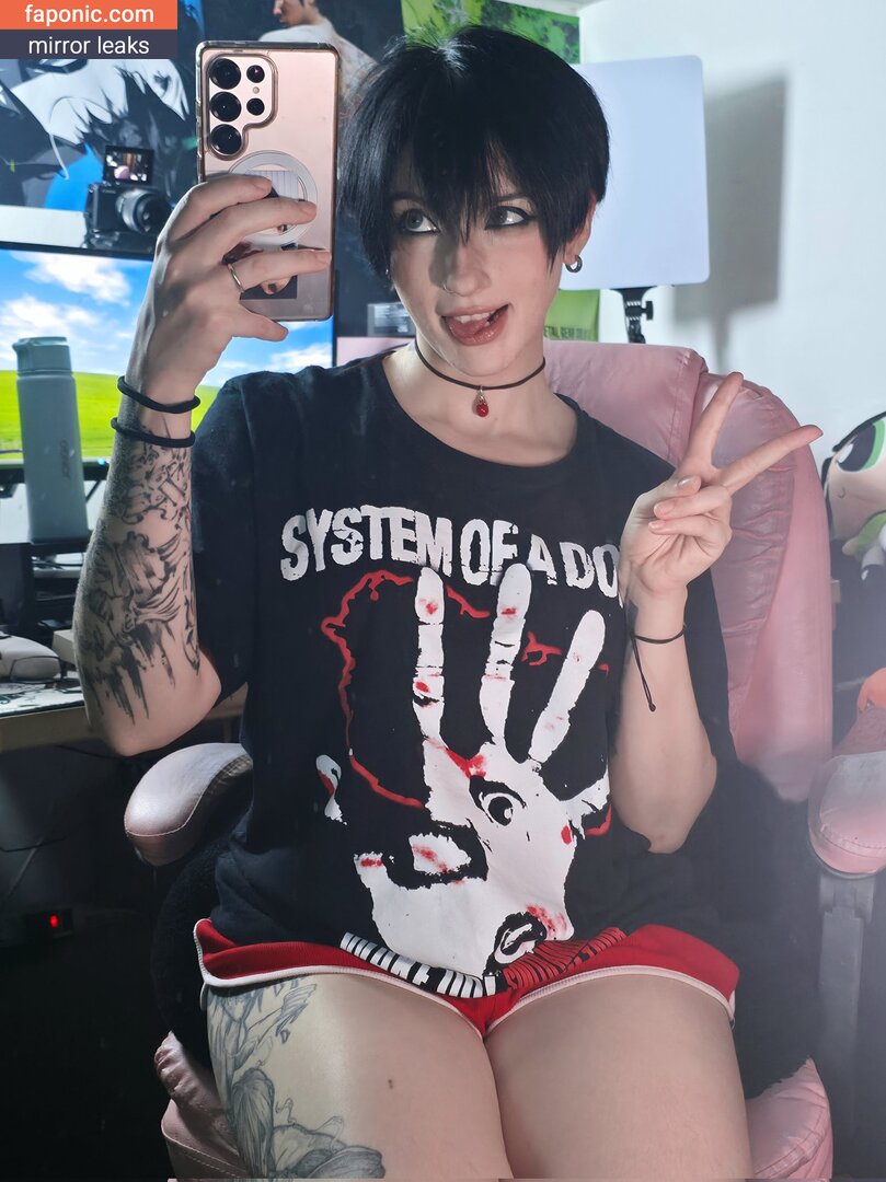 Akemy Sama, AkemySama, akemi101xoxo, akemy.sama Оголені зливи OnlyFans Фото #1093