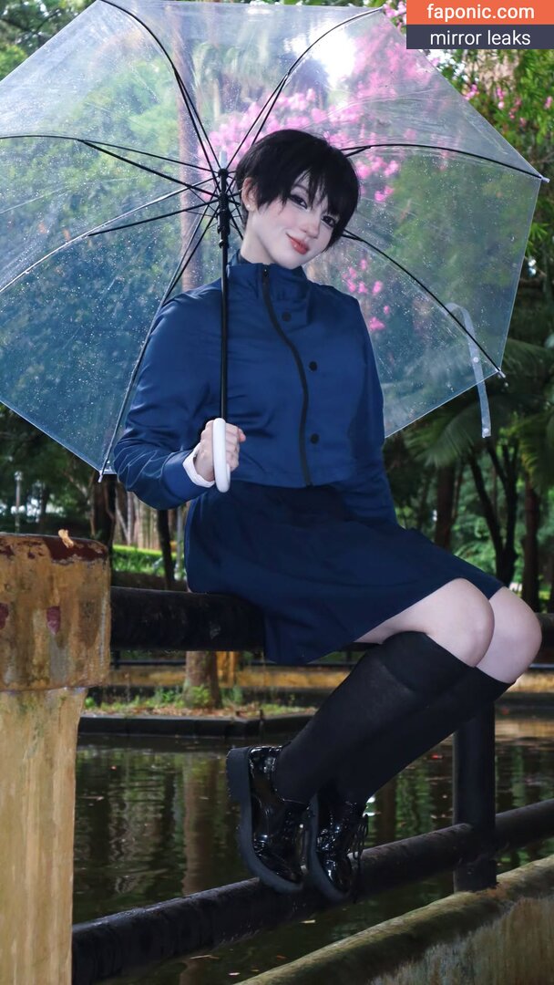 Akemy Sama, AkemySama, akemi101xoxo, akemy.sama Оголені зливи OnlyFans Фото #1174