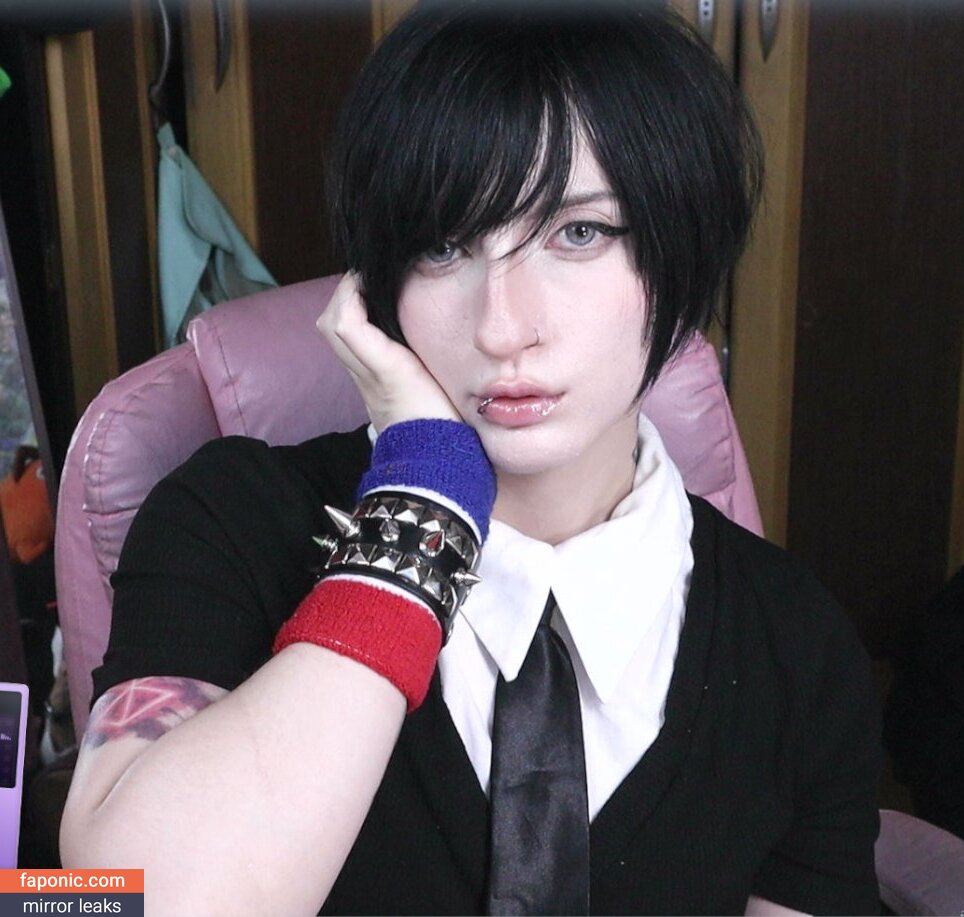 Akemy Sama, AkemySama, akemi101xoxo, akemy.sama Оголені зливи OnlyFans Фото #1458
