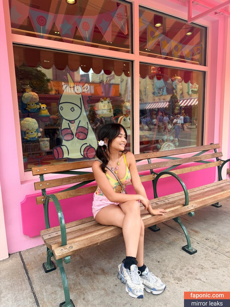 AlodiaMarie, alodiamariee, itsaliyahmarie Оголені зливи OnlyFans Фото #353