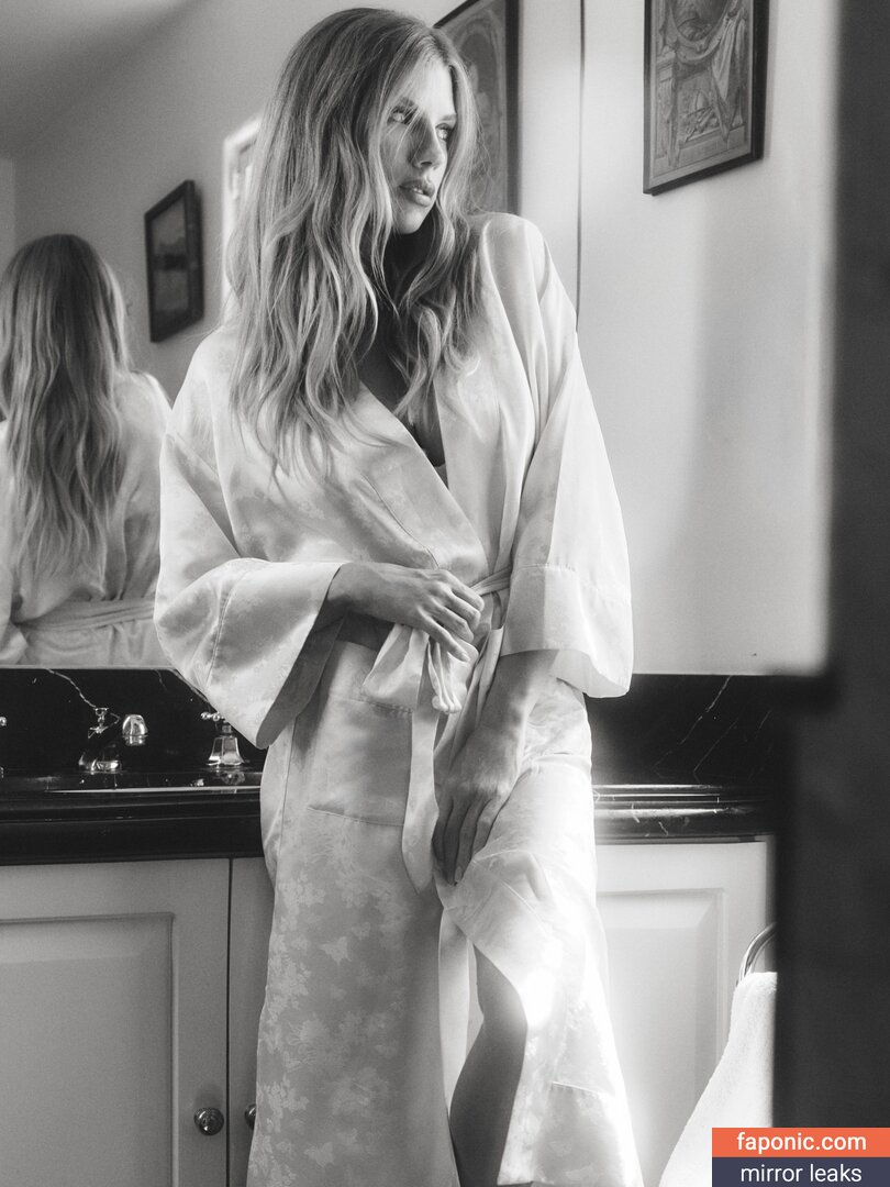 Char_mck, Charlotte McKinney, charlottemckinney, https:, thecharlottemckinney Оголені зливи OnlyFans Фото #859