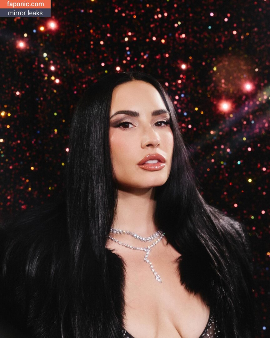 Demi Lovato, ddlovato, https:, tonia_williams Оголені зливи OnlyFans Фото #1027