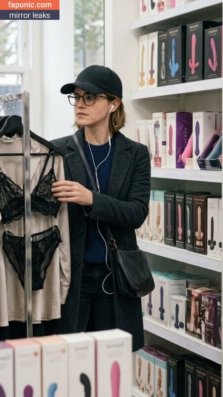 Emma Watson, EmmaWatson, elizarosewatson Оголені зливи OnlyFans Фото #157