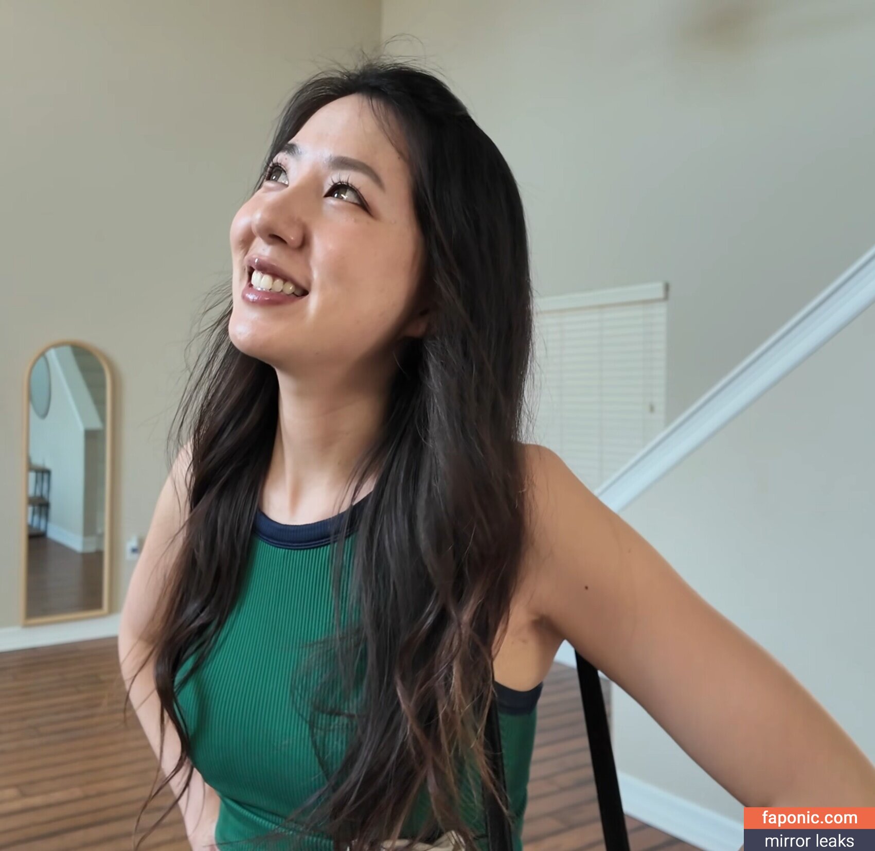 Fuslie, Leslie Оголені зливи  Фото #914