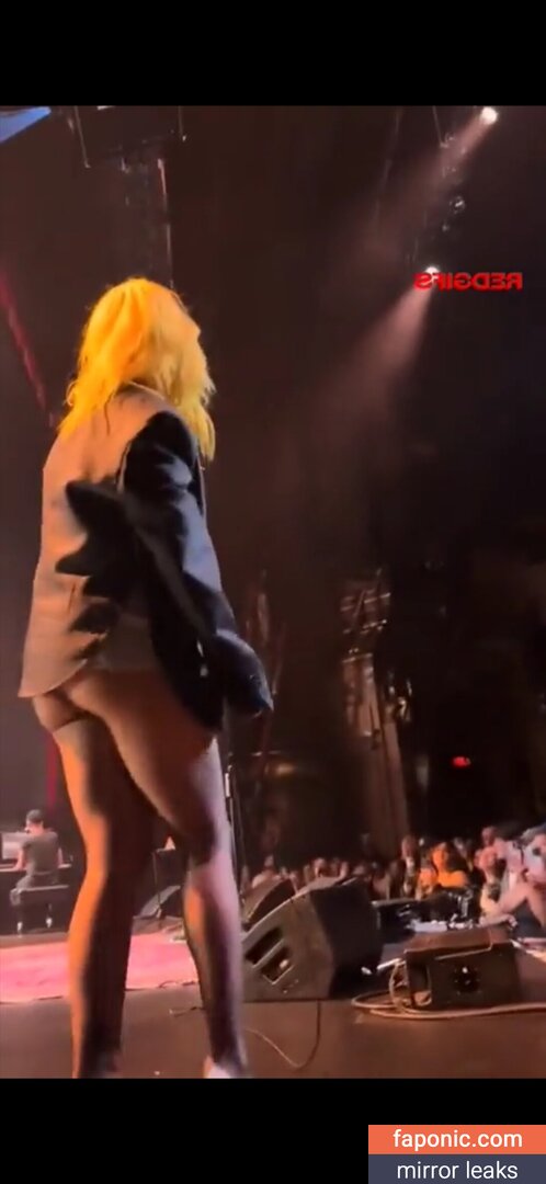 Hayley Williams, meepyfreepy, yelyahwilliams Оголені зливи OnlyFans Фото #549