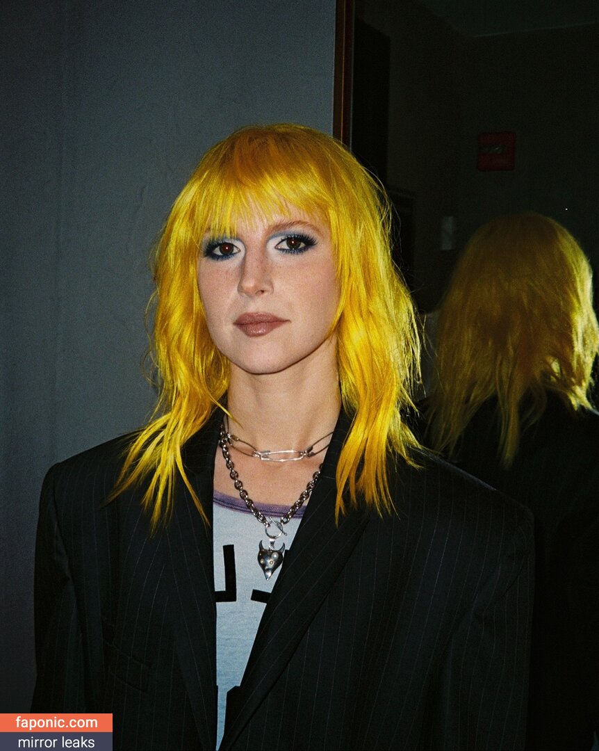 Hayley Williams, meepyfreepy, yelyahwilliams Оголені зливи OnlyFans Фото #559