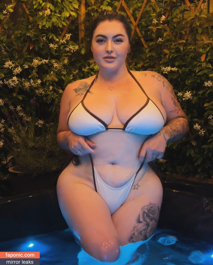 Natalia Rae Reynolds, iamnataliarae, nataliaraeofficial Оголені зливи OnlyFans Фото #83