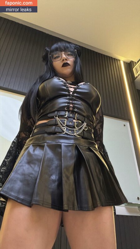 NezukoBaby.xoxo, nezuko.xoxo, reel Оголені зливи OnlyFans Фото #22