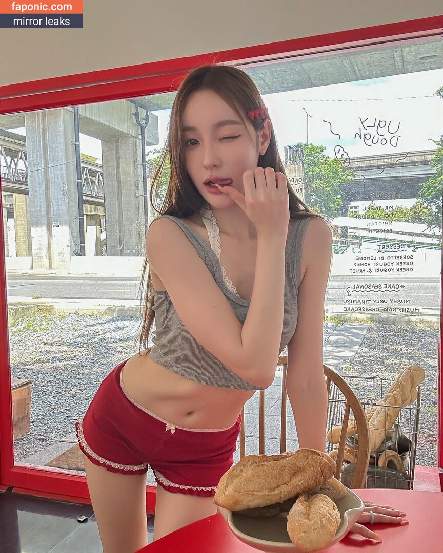 Kornkanok, kimmmmmmm, pimmmmss Оголені зливи OnlyFans Фото #114