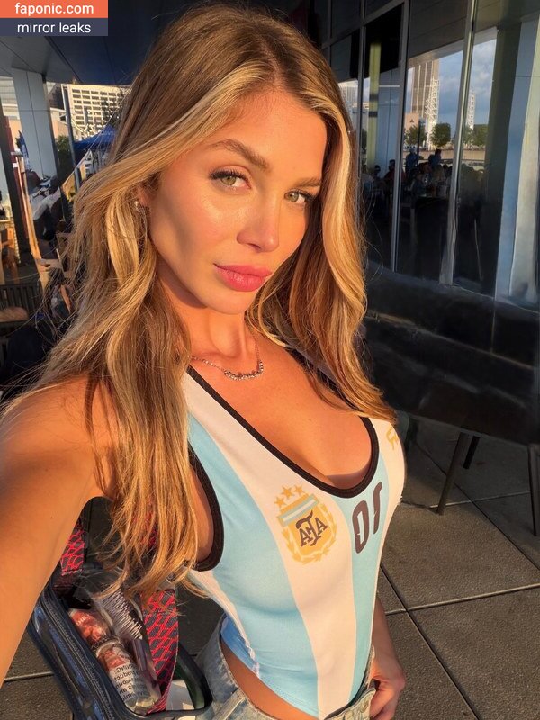 Romina Malaspina, https:, romimalaspina Оголені зливи OnlyFans Фото #55