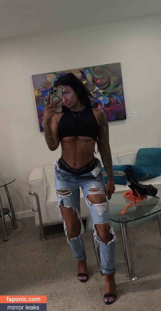 Petitetattedplati, Ronika Eskins, ronika_eskins Оголені зливи OnlyFans Фото #2