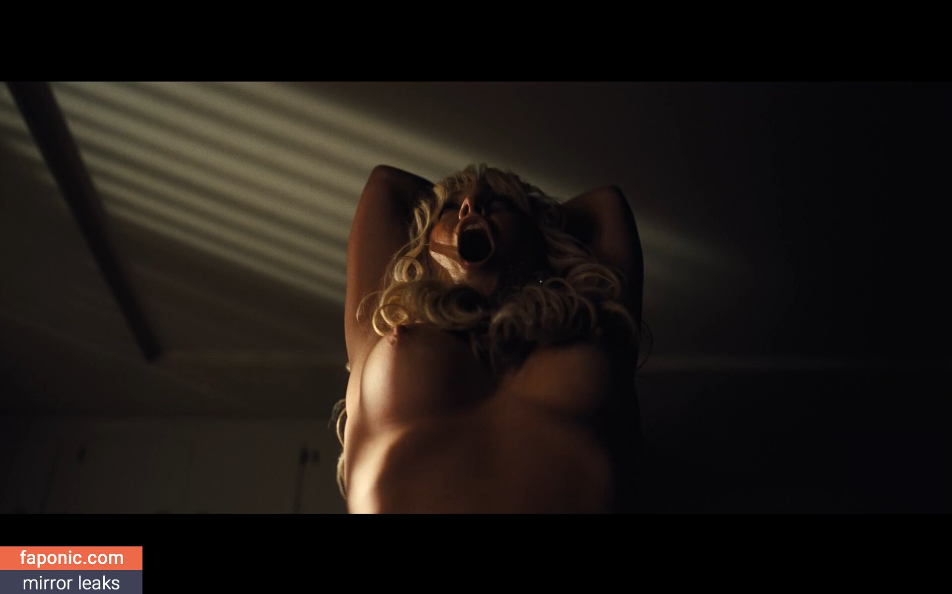 Sydney Sweeney, gal_gadot, https:, sydney_sweeney Оголені зливи OnlyFans Фото #201