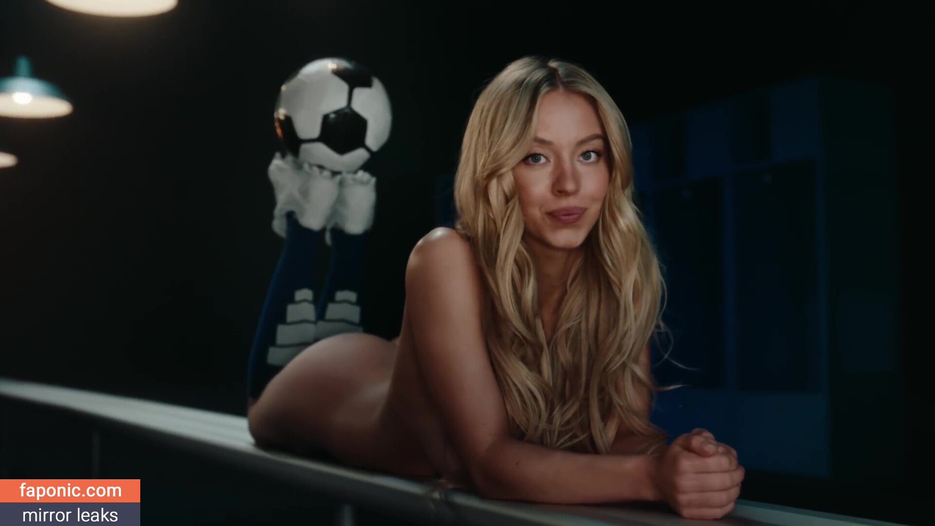 Sydney Sweeney, gal_gadot, https:, sydney_sweeney Оголені зливи OnlyFans Фото #451