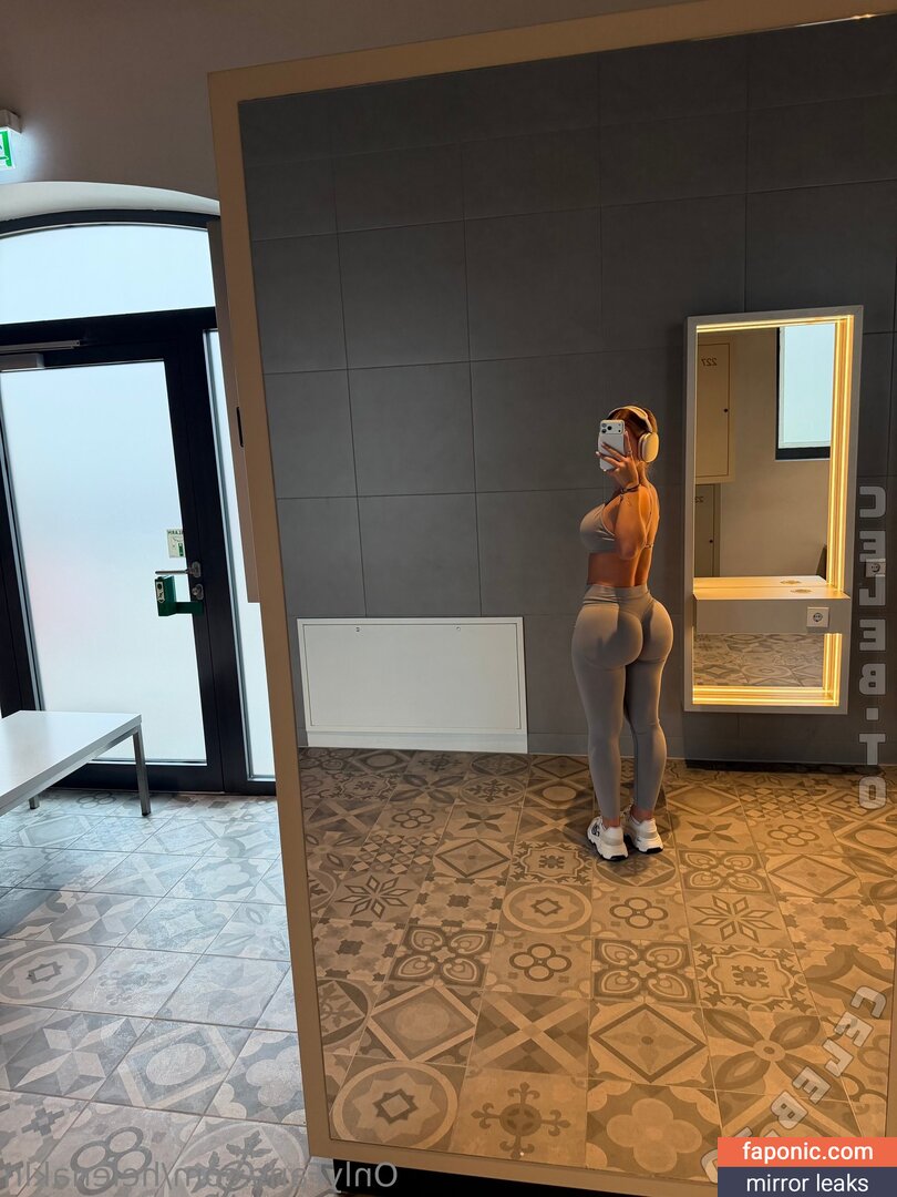 Helenaakln, HelenaklnStreamt, helenakln, https: Оголені зливи OnlyFans Фото #12