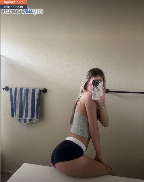 Chloearnett Оголені зливи OnlyFans Фото #11