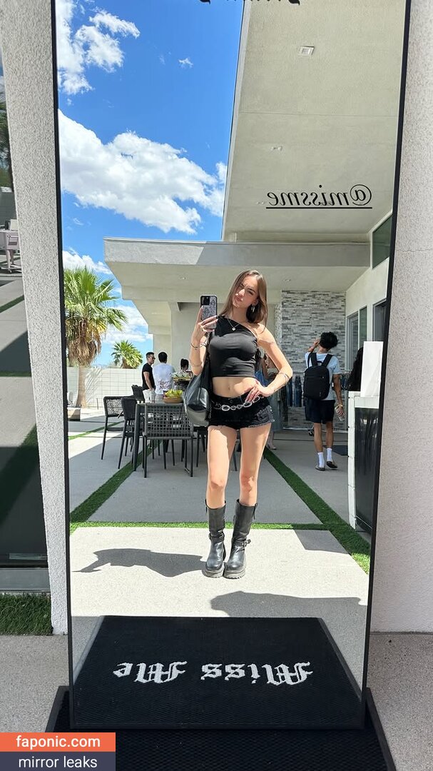 Katelyn Elizabeth, katelynelizabeth, nnayetakk Оголені зливи OnlyFans Фото #361