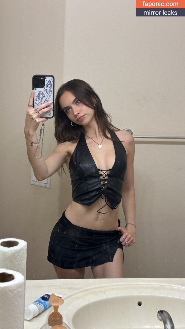 Katelyn Elizabeth, katelynelizabeth, nnayetakk Оголені зливи OnlyFans Фото #371