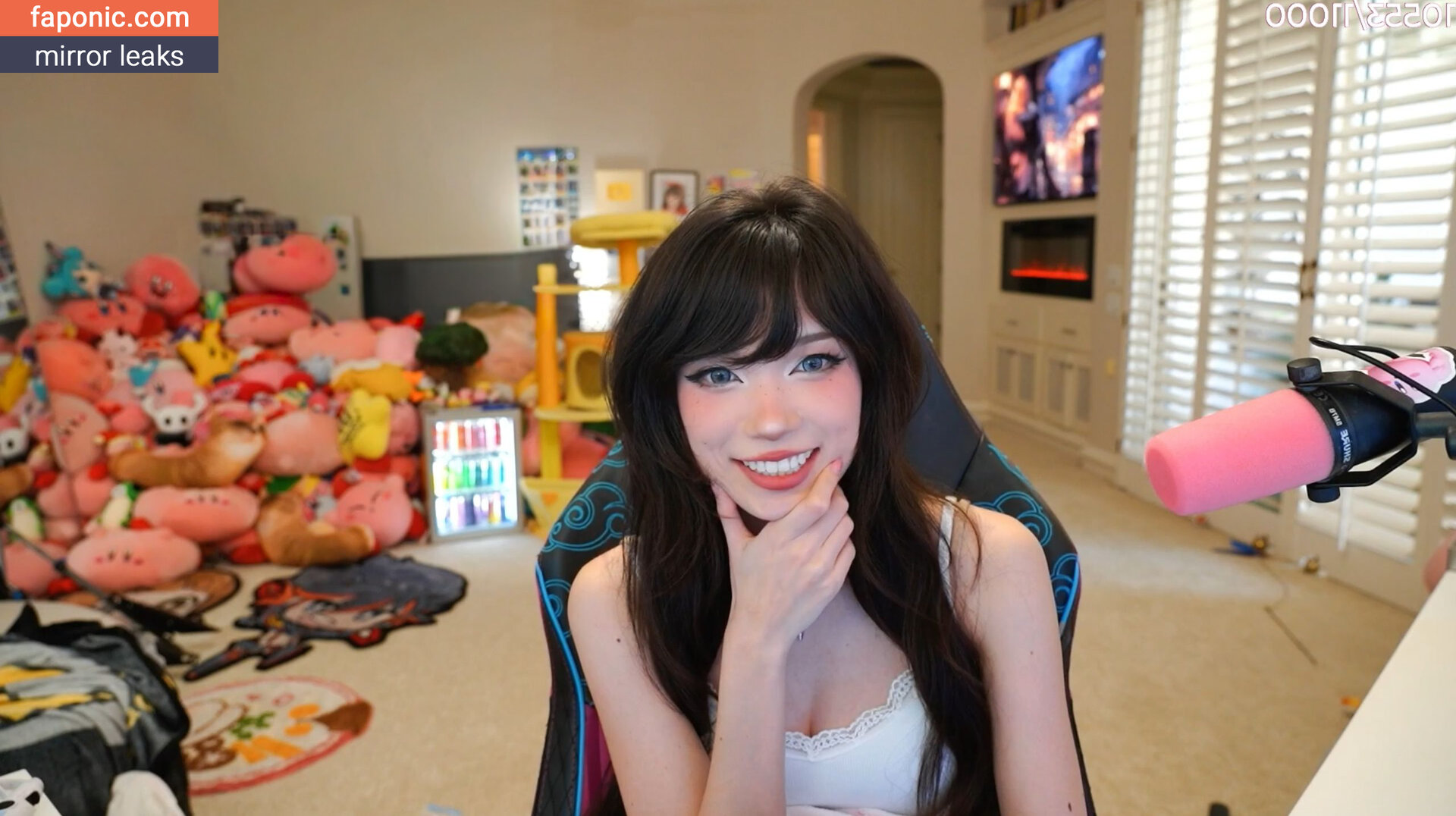 Emiru, emiru.jpg Оголені зливи OnlyFans Фото #3144