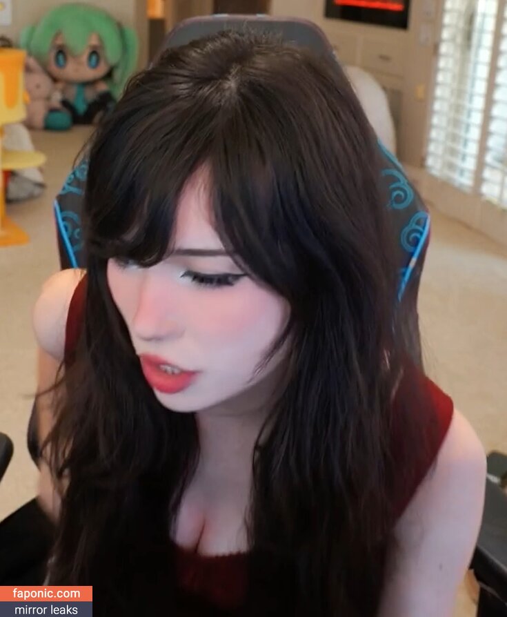 Emiru, emiru.jpg Оголені зливи OnlyFans Фото #3201