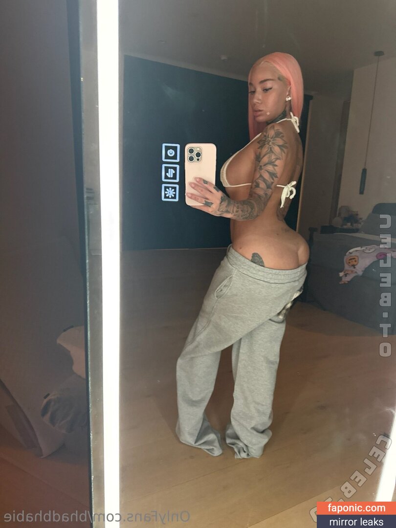 Bhad Bhabie, Danielle Bregoli, bhadbhabie Оголені зливи OnlyFans Фото #40