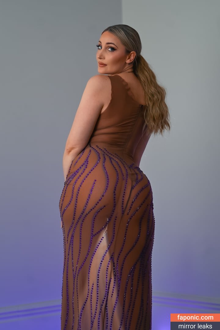 Holly Wolf, HollytWolf, hollywolf, hollywolfirl, veronicafettx, wolfofthewild Оголені зливи OnlyFans/Patreon Фото #12