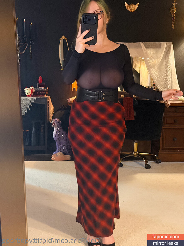 Bigtittygothegg, goth.egg, goth__egg, https: Оголені зливи OnlyFans Фото #119