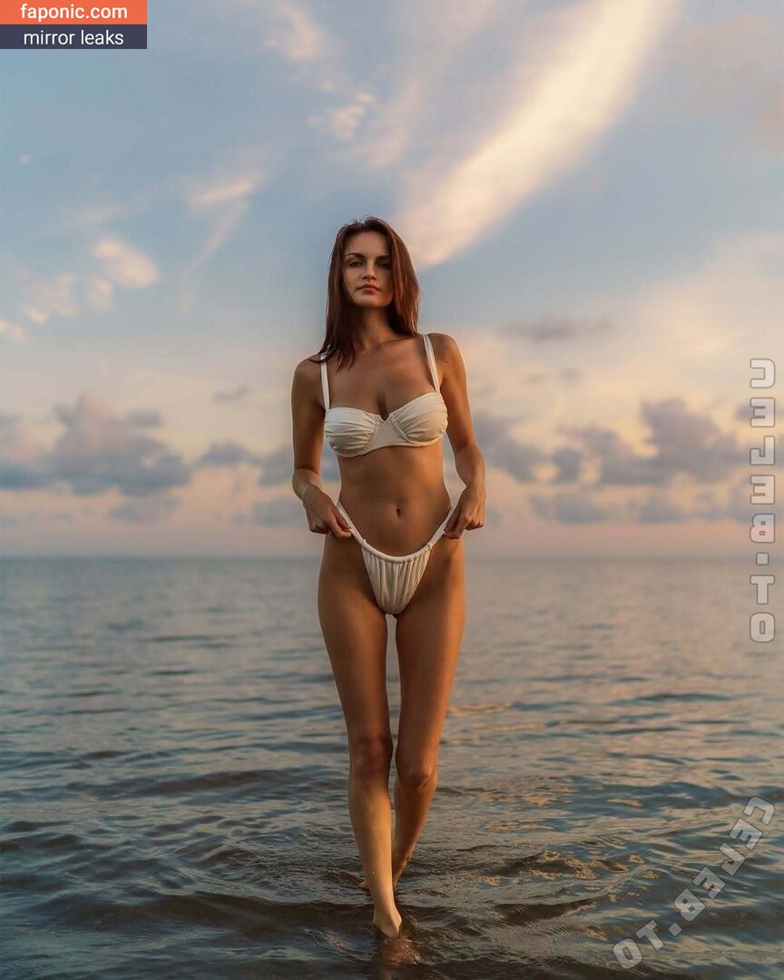 Alexis Reed, lexi_lou_thur, lexilouthur Оголені зливи OnlyFans Фото #38