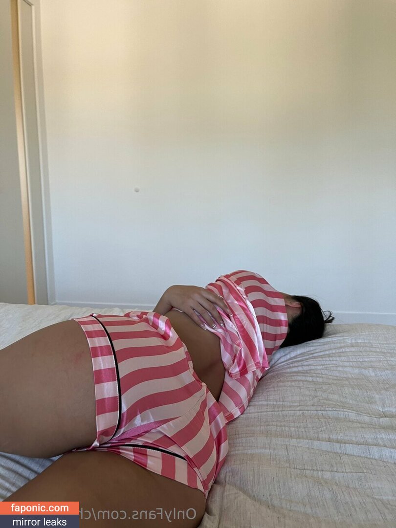 Chantelle Marie, chantellemarie, chantellesia, chantellesiaa, https: Оголені зливи OnlyFans Фото #6