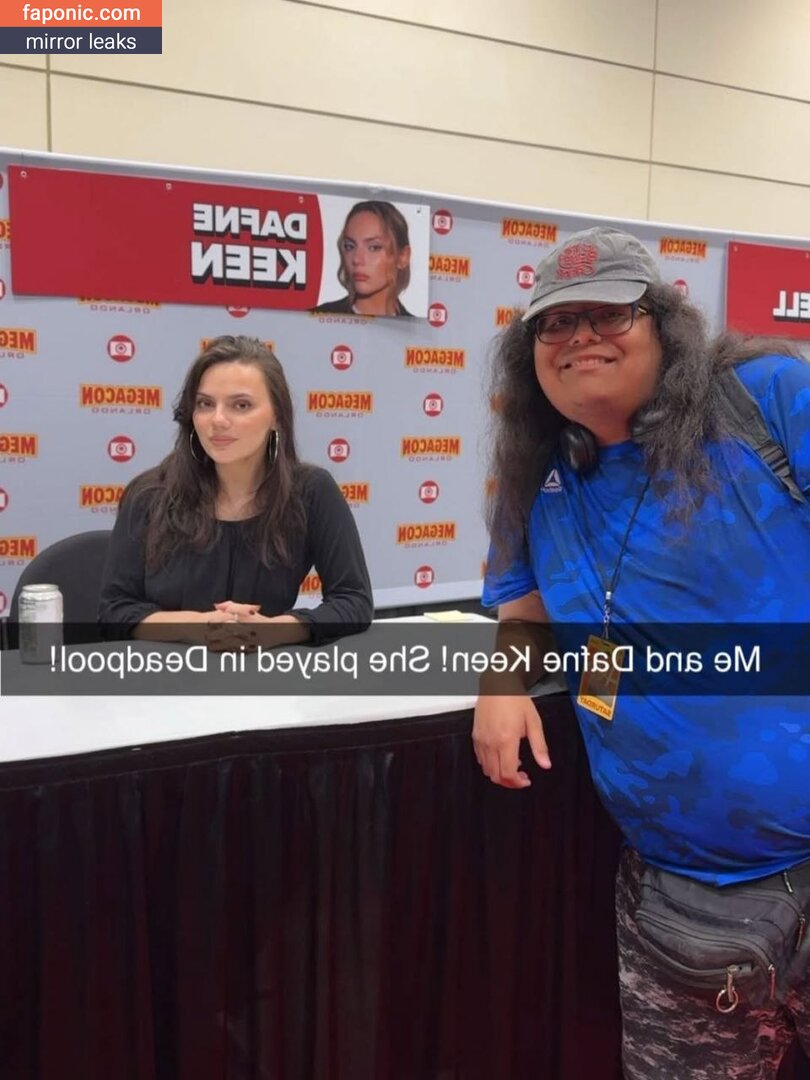 Dafne Keen, dafnefeetworld, dafnekeen, https: Оголені зливи OnlyFans Фото #285