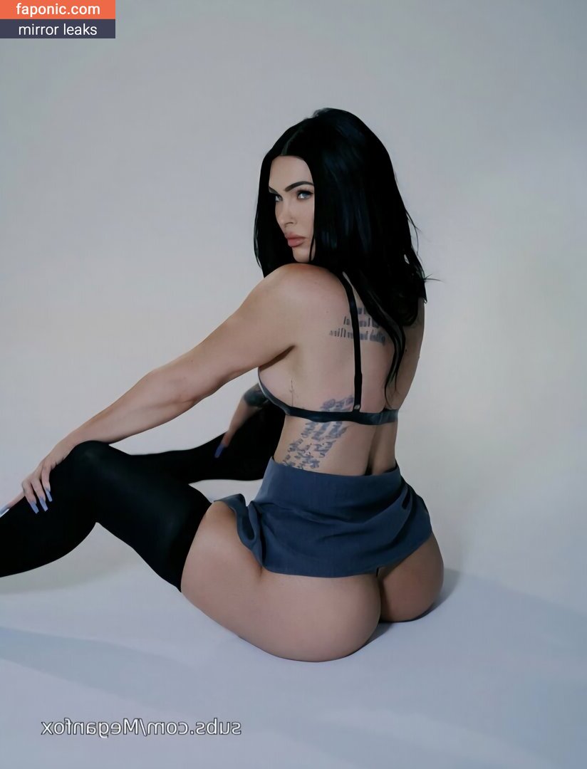 Megan Fox, megan_fox, meganfox Оголені зливи OnlyFans Фото #7
