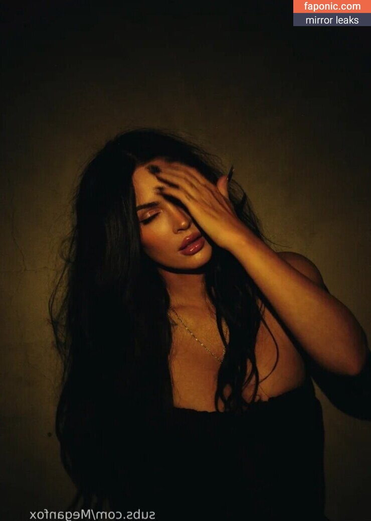 Megan Fox, megan_fox, meganfox Оголені зливи OnlyFans Фото #8