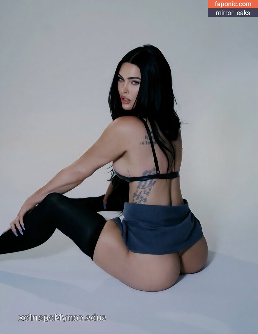 Megan Fox, megan_fox, meganfox Оголені зливи OnlyFans Фото #12