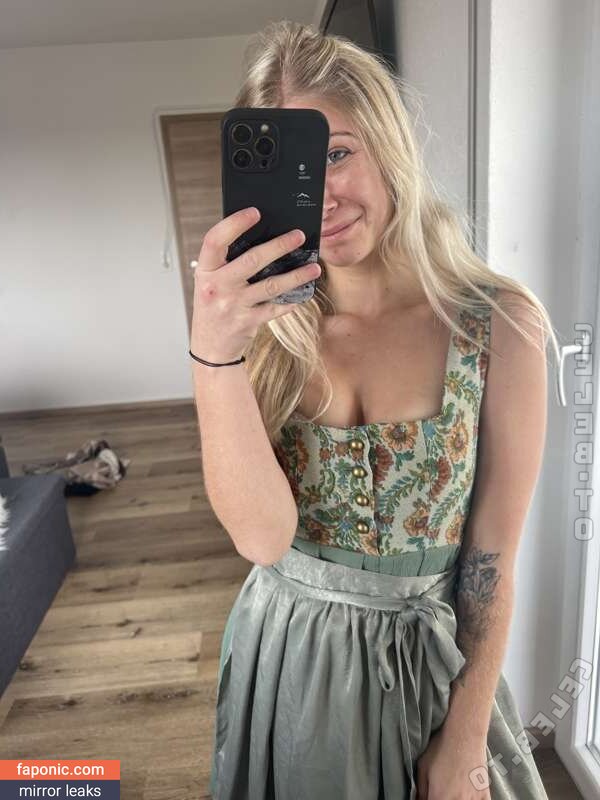 Nadine Freund, NadineFreund, https:, nadine_freund, user Оголені зливи Patreon Фото #88