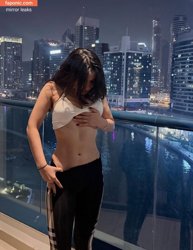 Sassy Poonam, sassy_poonam Оголені зливи OnlyFans Фото #95