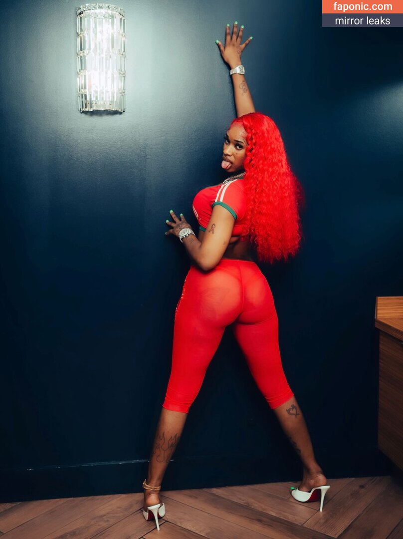 Sexxy Red, sexyred_mc, sexyyred Оголені зливи OnlyFans Фото #14