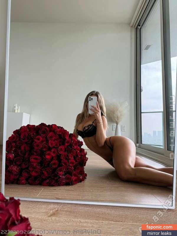 https:, victoriaasecretss, victoriatweeets, victoriaunfiltered Оголені зливи OnlyFans Фото #26