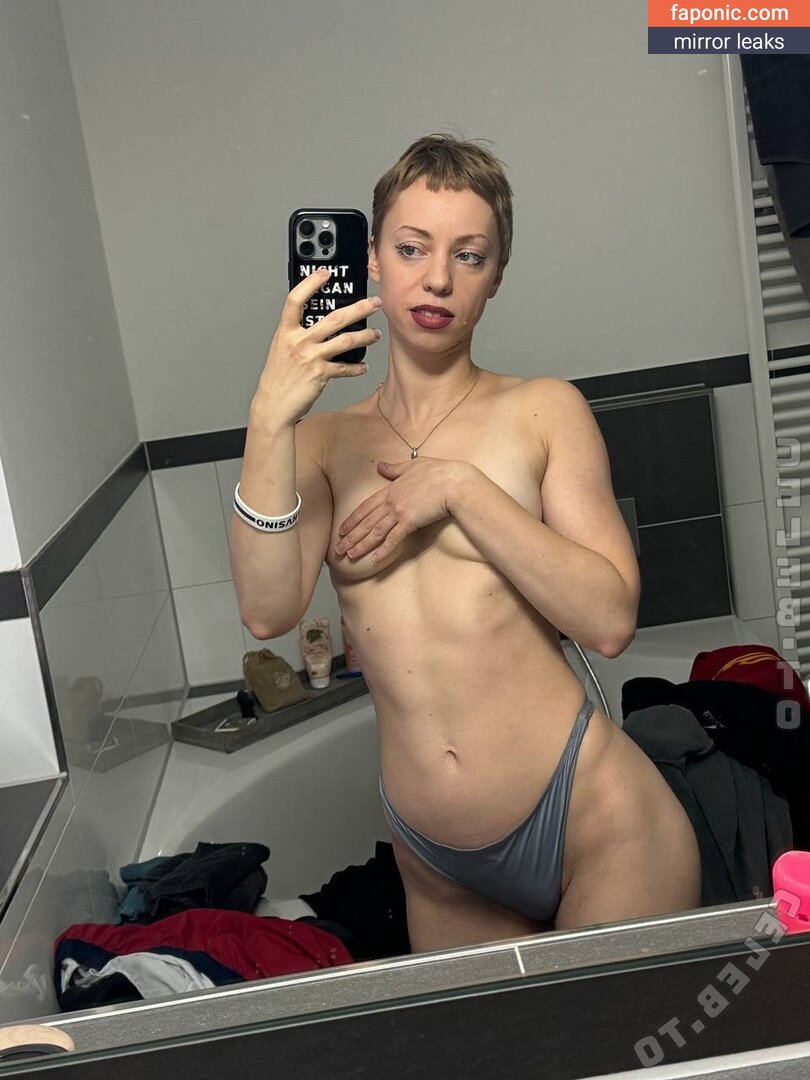 Die Militante Veganerin, Die Wilde Veganerin, diewildeveganerin Оголені зливи OnlyFans Фото #208