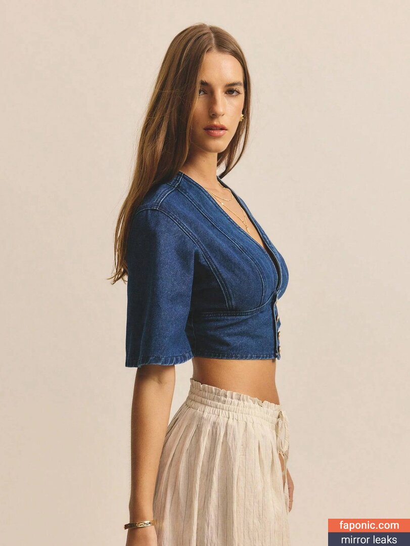 Emily Feld, emily.feld Оголені зливи OnlyFans Фото #2924