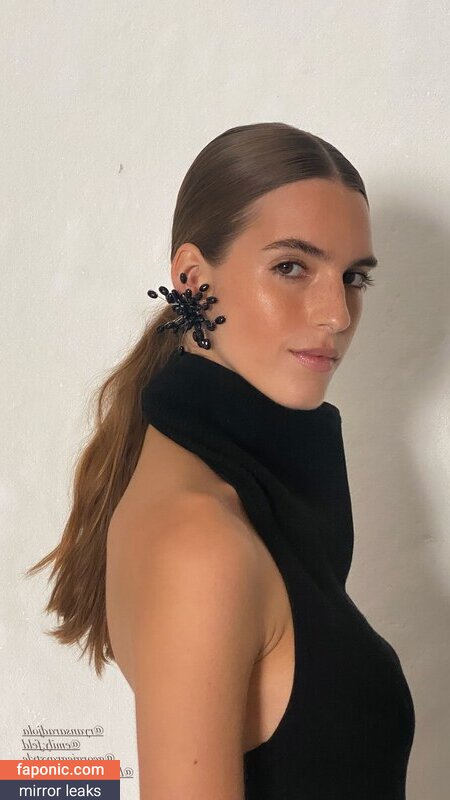 Emily Feld, emily.feld Оголені зливи OnlyFans Фото #3896
