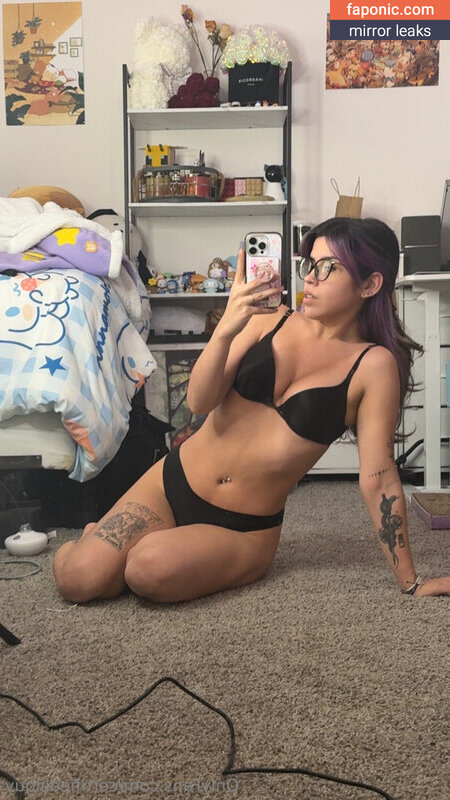 Geminisavy Оголені зливи OnlyFans Фото #53