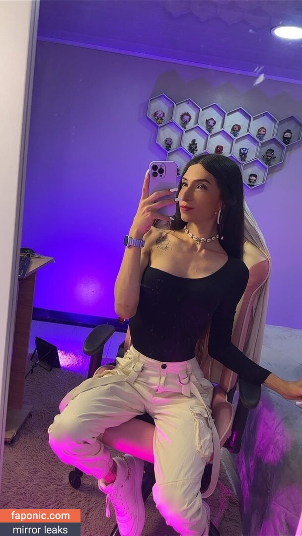 Kyllie Fox, _KylieFox_, https:, kyliefoxxy, kylliefox, kylliefox_ Оголені зливи OnlyFans Фото #16