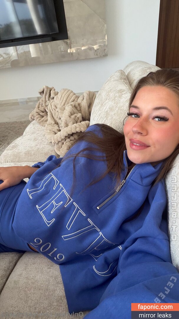 Viktoriakpa, viktoria_kpa Оголені зливи OnlyFans Фото #9