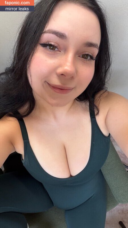 Miniloonaa, mini.loona Оголені зливи OnlyFans Фото #208