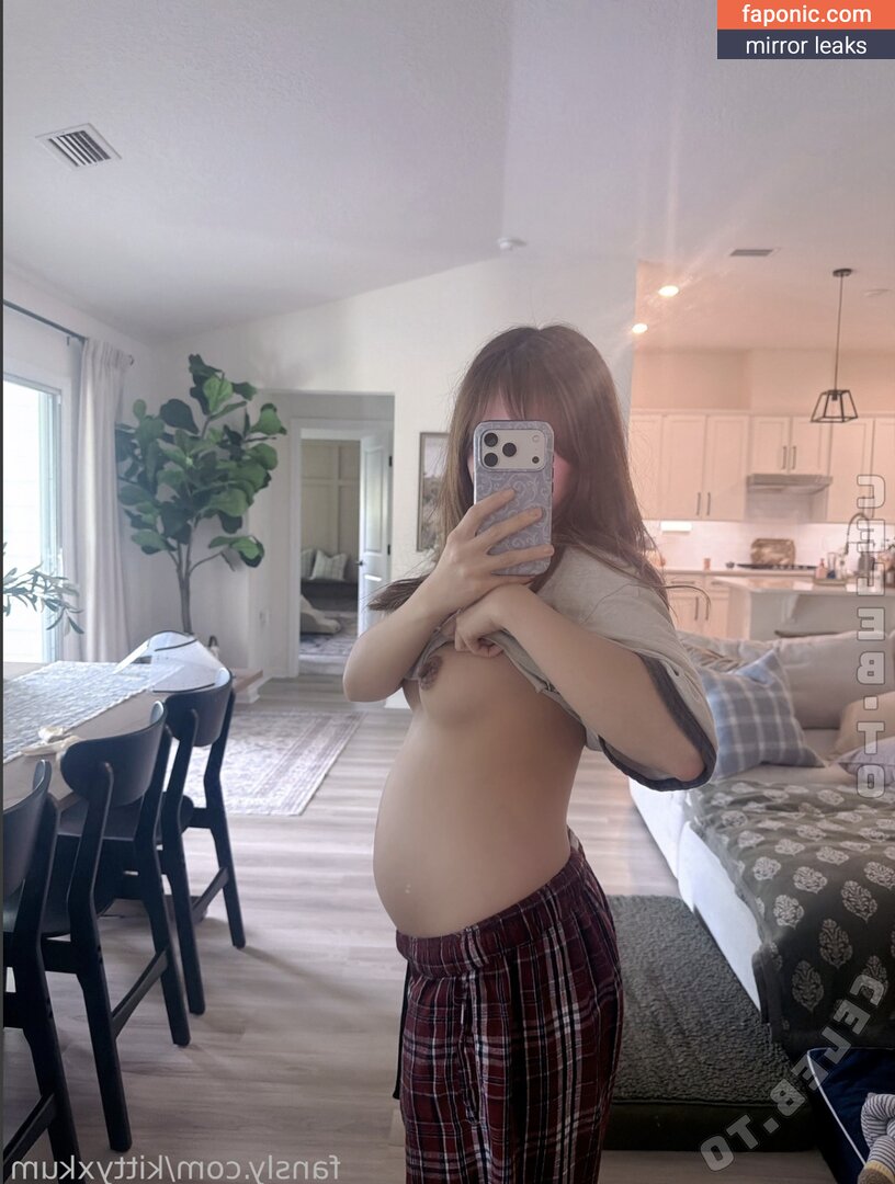 kittykumx, kittyxkum, xokittie Оголені зливи OnlyFans Фото #940