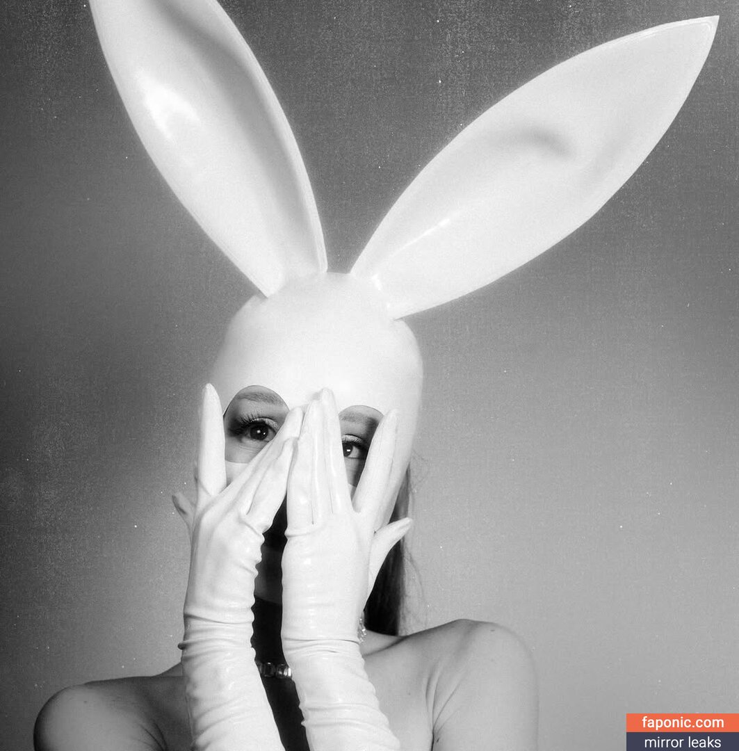 Ariana Grande, arianagrande, biancasotelo14 Оголені зливи OnlyFans Фото #146