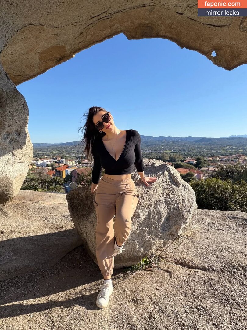 Maddalena Cabizzosu, madame_x_93, madamex93 Оголені зливи OnlyFans Фото #109