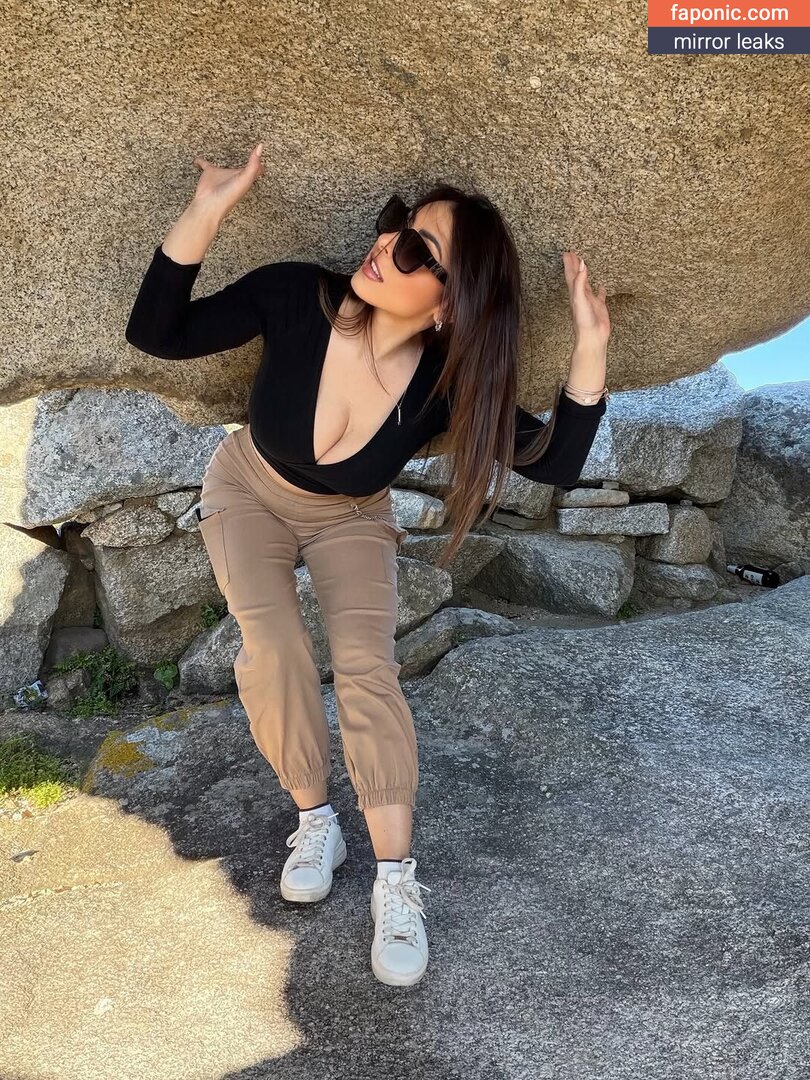 Maddalena Cabizzosu, madame_x_93, madamex93 Оголені зливи OnlyFans Фото #111
