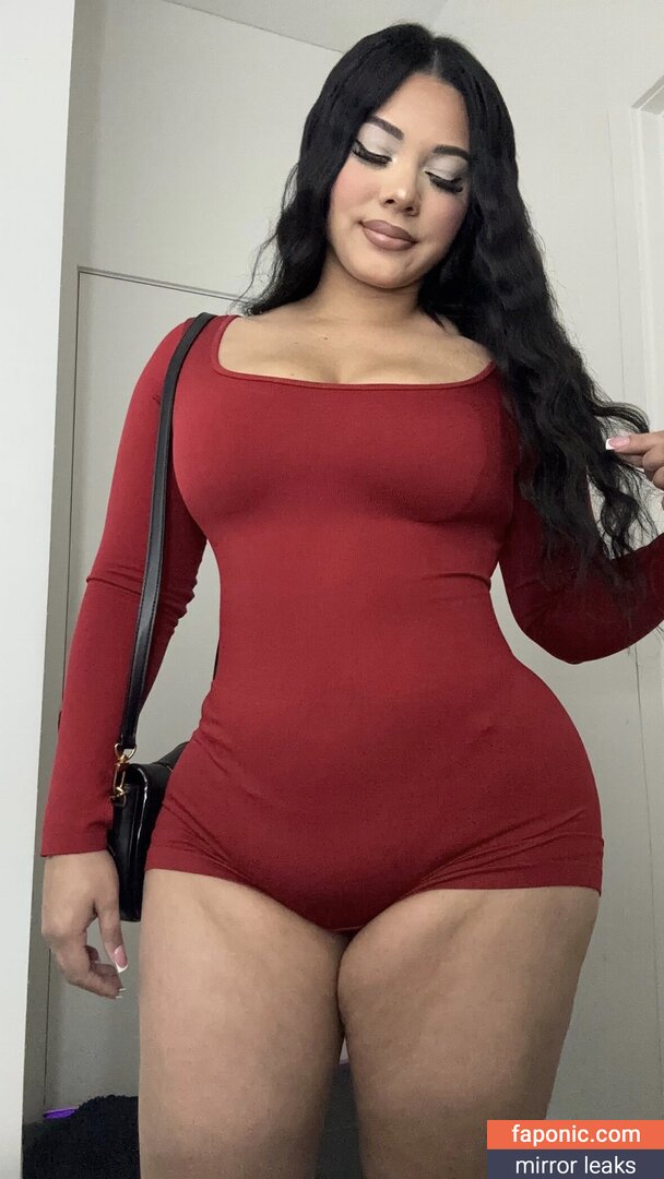 itsmadian, madianbaby, madianxm, madianxxxx Оголені зливи OnlyFans Фото #10