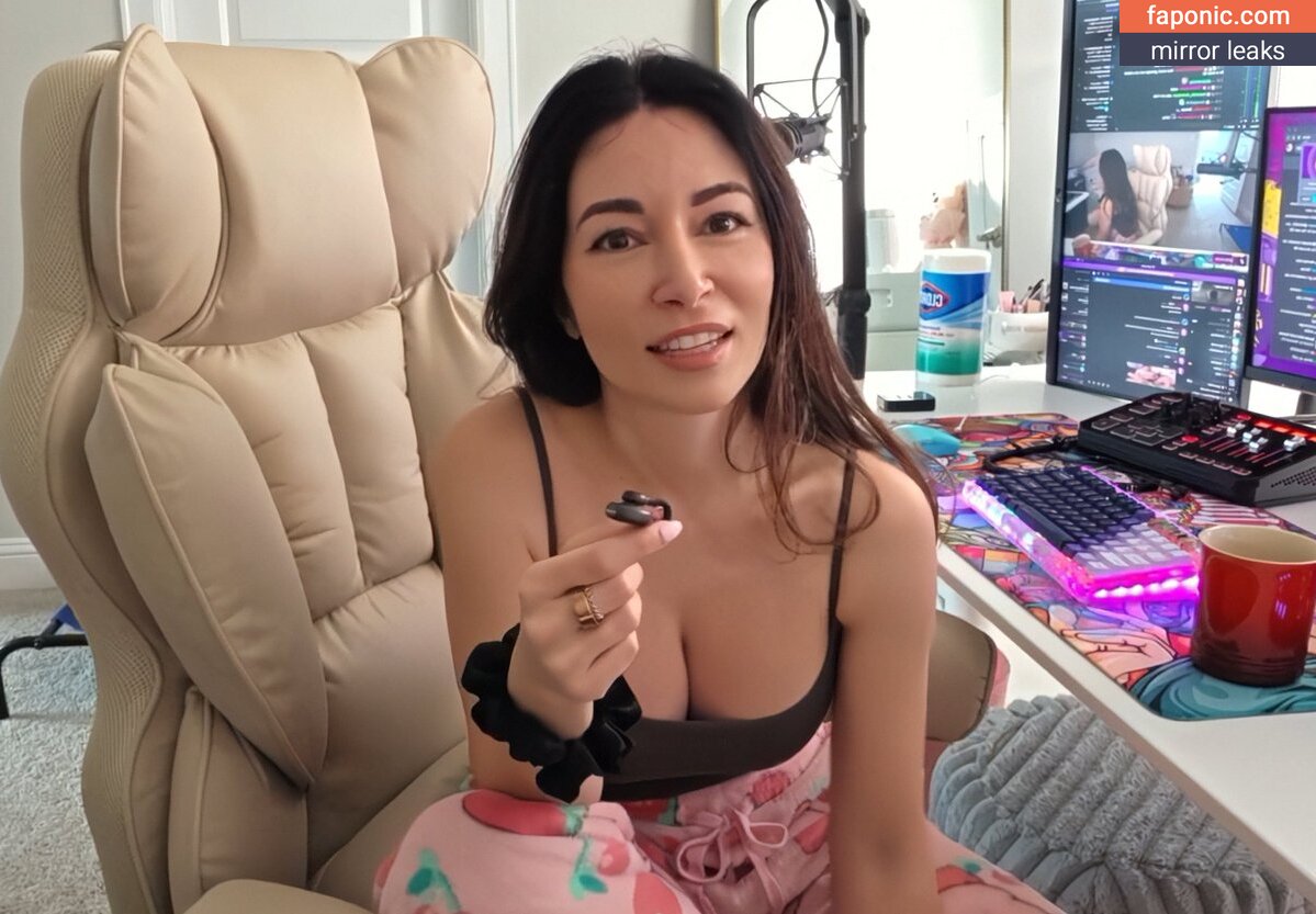 Alinity, alinitydivine, https: Оголені зливи OnlyFans Фото #1970