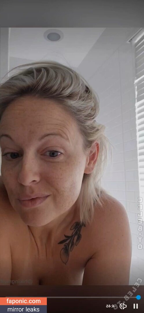 Hiking Mylf, theoldtravellady, thetravellady Оголені зливи OnlyFans Фото #19